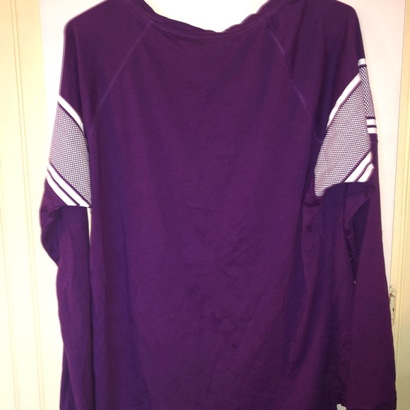Under Armour dark purple&white workout shirt. - Picture 4 of 4